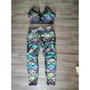 New rainbow snakeskin print activewear leggings and sports bra set